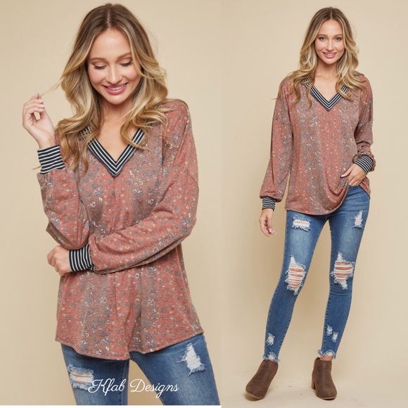 ❤️LAST 1! Boho V Neck Stripe Contrast Top! - Picture 4 of 9